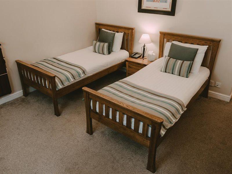 Nant Ddu Lodge Hotel & Spa Merthyr Tydfil Bagian luar foto