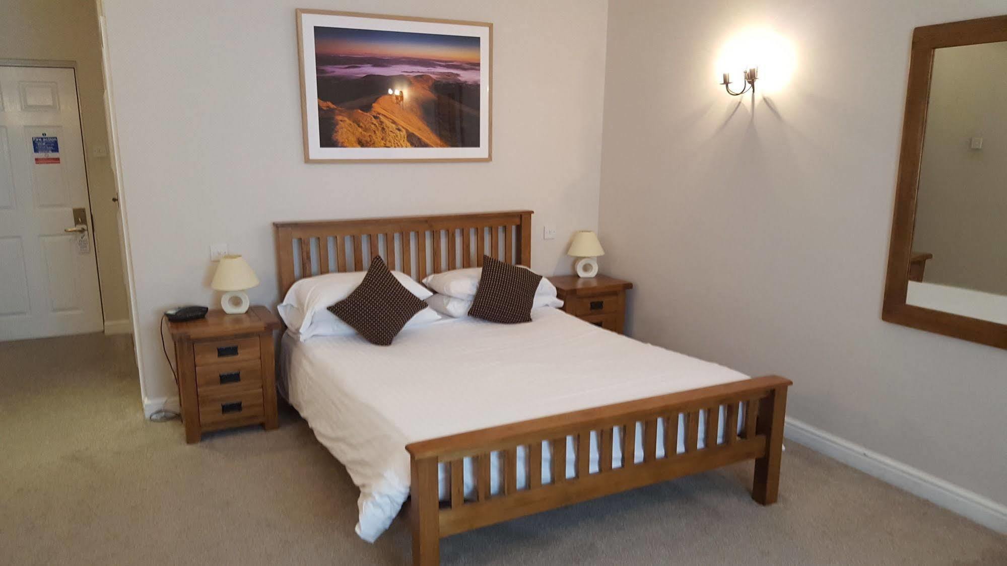 Nant Ddu Lodge Hotel & Spa Merthyr Tydfil Bagian luar foto