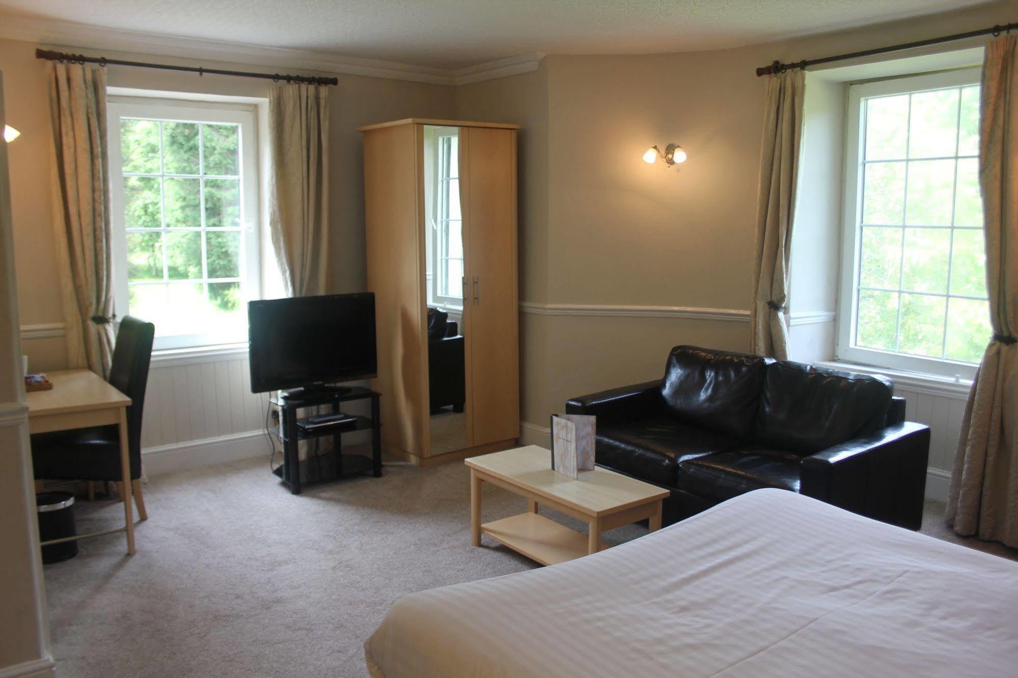 Nant Ddu Lodge Hotel & Spa Merthyr Tydfil Bagian luar foto