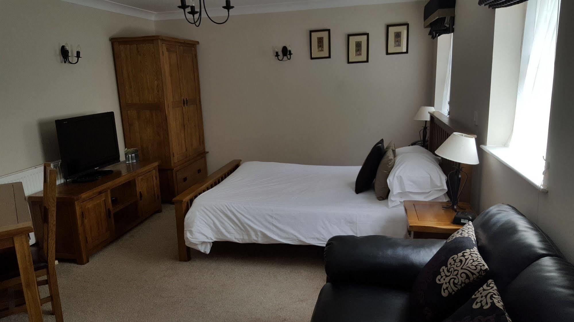 Nant Ddu Lodge Hotel & Spa Merthyr Tydfil Bagian luar foto