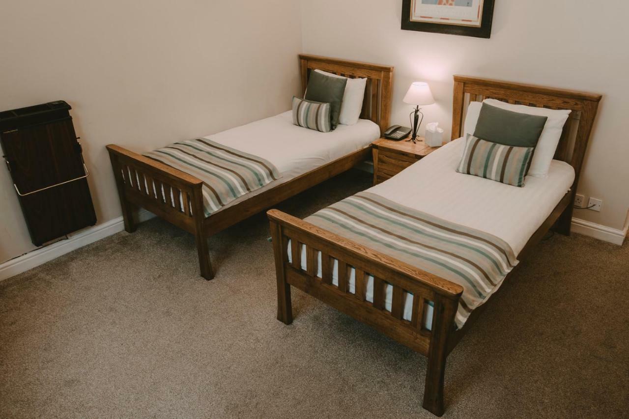 Nant Ddu Lodge Hotel & Spa Merthyr Tydfil Bagian luar foto